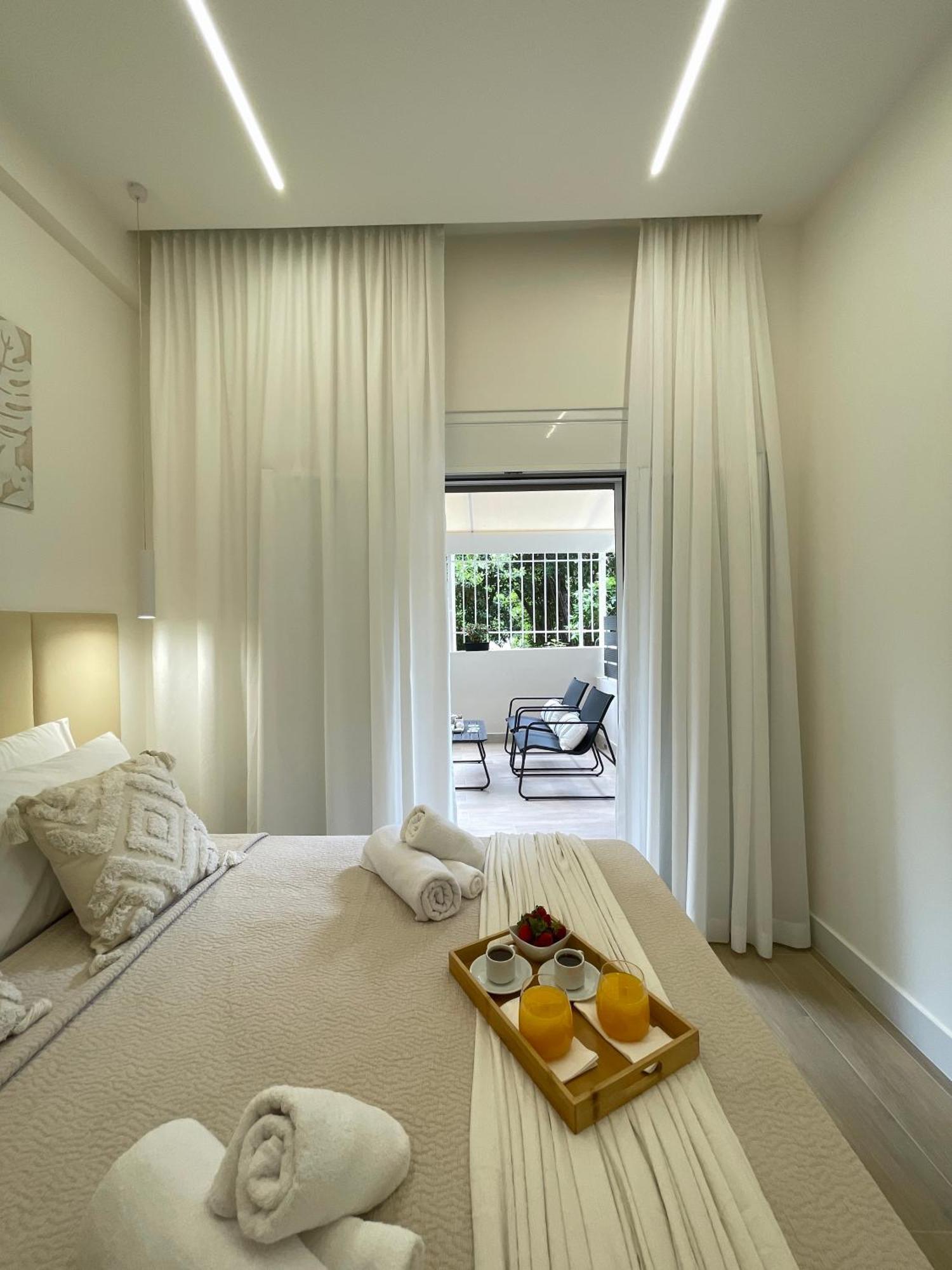 Aurora Apartment , In The Heart Of Афины Экстерьер фото